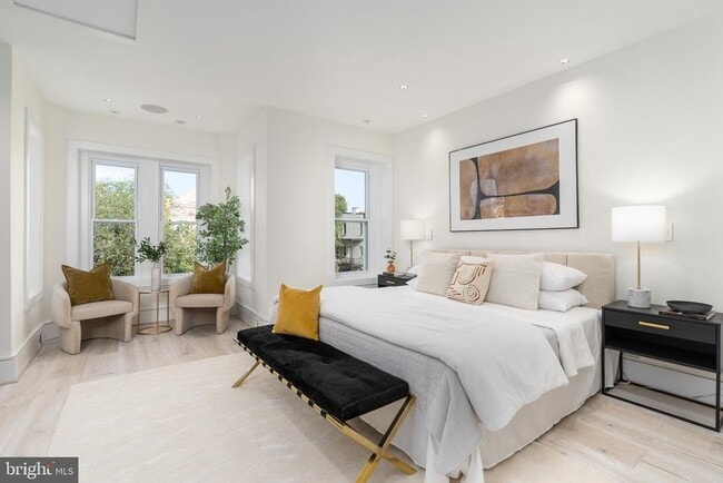 Building Photo - 1604 13th St NW