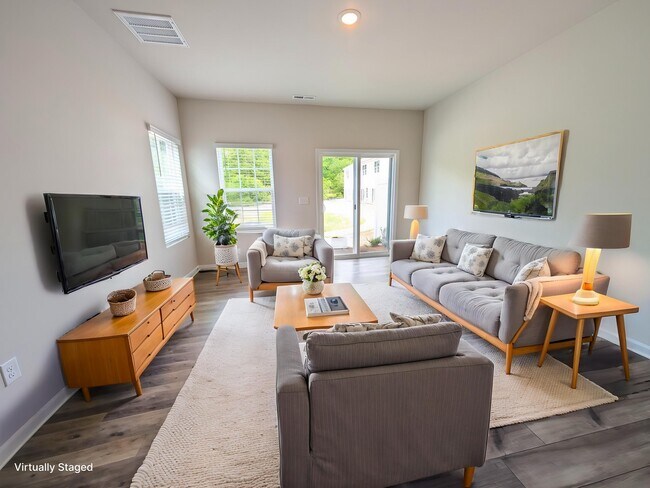 Building Photo - 3156 Fall Hills Dr
