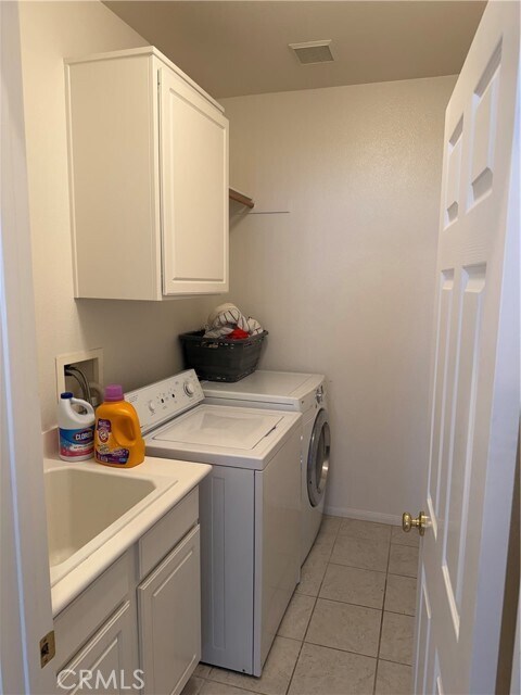 Building Photo - 31570 Lakeridge Ct