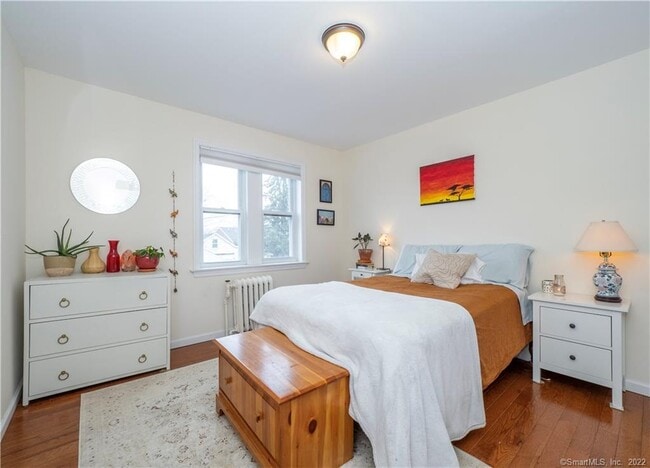 Building Photo - 115 Main St