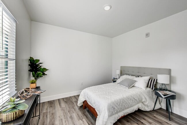 Floorplan - The Rose on Bond