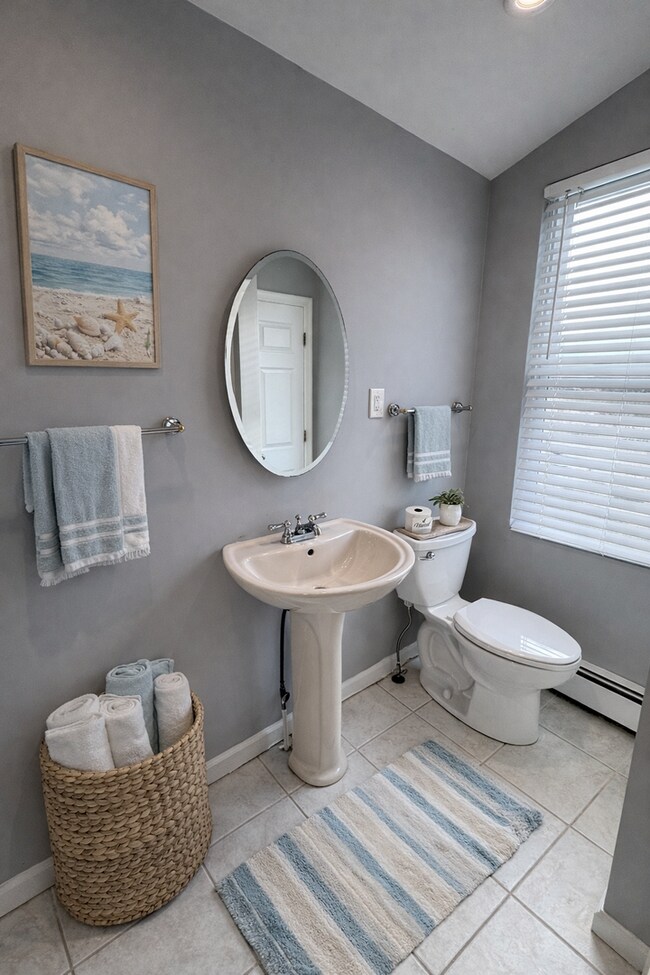 Building Photo - 3 bedroom 2 bath Home in Alburtis