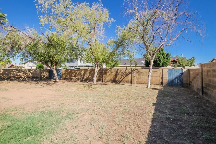 Building Photo - 1314 W Rockwell Dr