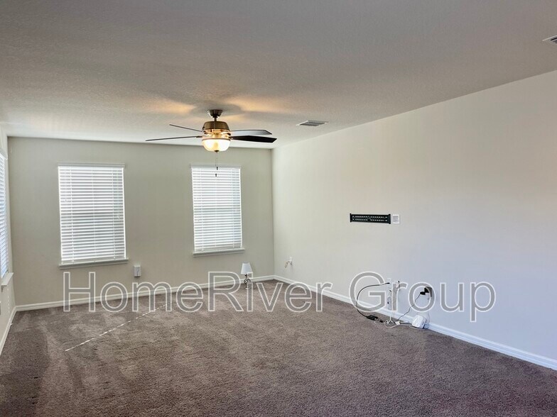Building Photo - 11310 Leland Groves Dr