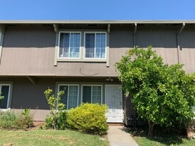 Building Photo - 2126 Rio Barranca Ct