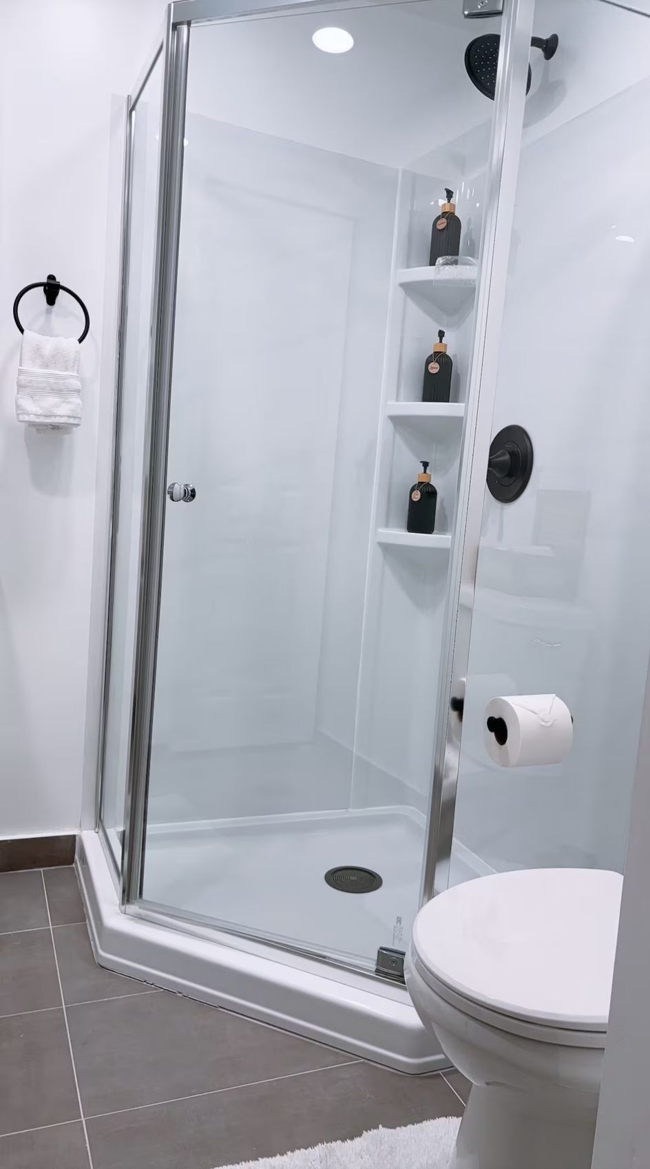 Building Photo - 3122 Eleuthera Ln