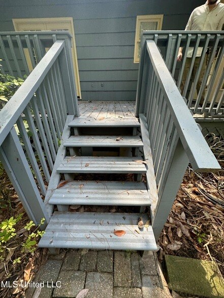 Building Photo - 3564 Cowan Pl