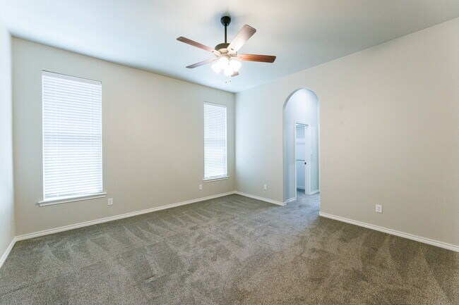 Building Photo - Modern 4-Bedroom Home in West Lubbock Just Blocks from new Frenship Schools