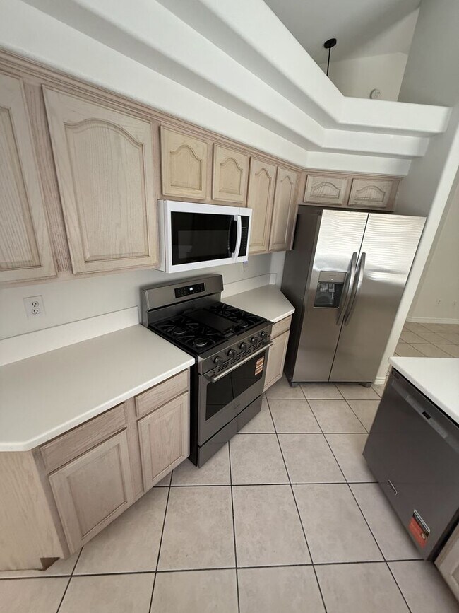 Building Photo - 8960 Tumbling Pebble Way