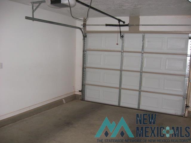 Building Photo - 105 Gayland Dr