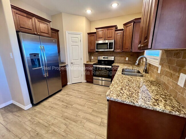 Building Photo - 6709 MARIBETTE RD