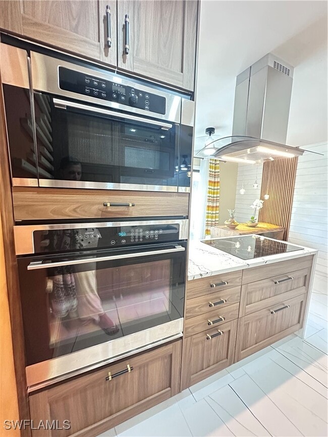 Building Photo - 1107 1st St S