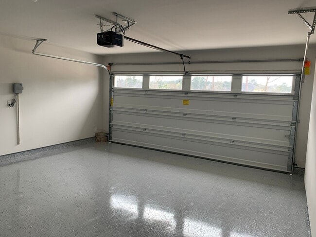 Building Photo - 40547 Berylline Ln.