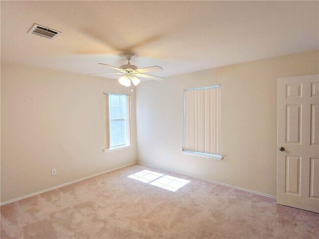 Building Photo - 1101 Wood Creek Dr