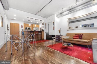 Building Photo - 1440 Church St NW