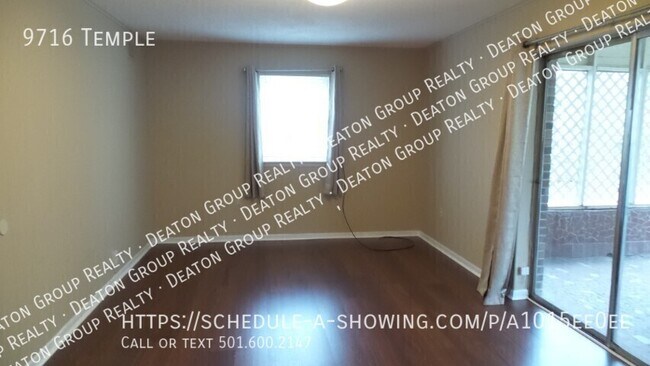 Building Photo - 9716 Temple-