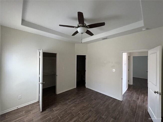 Building Photo - 3903 Tinsley Ave
