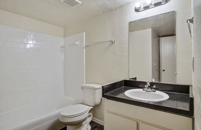 Building Photo - 2813 NW 59th St