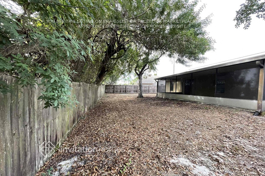 Building Photo - 6524 Seafairer Dr