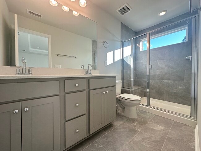 Building Photo - 1604 Tamarisk Ln