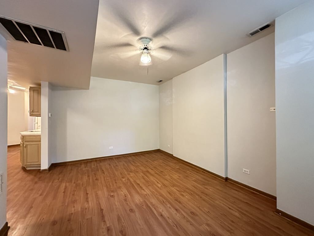 Building Photo - 3832 N Fremont St