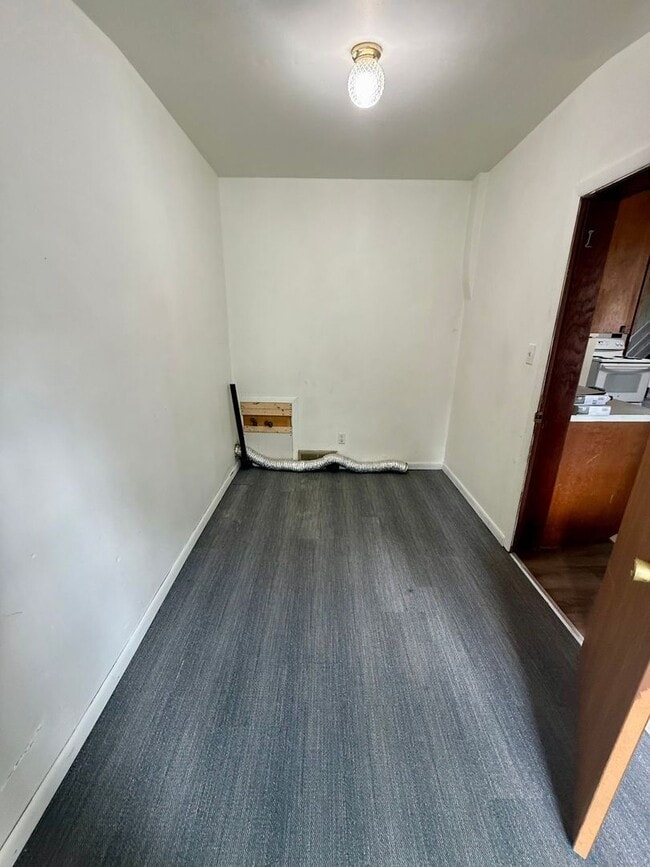 Building Photo - 3 Bed 1 Bath Single Family Home in Wausau - Move-In Special:  HALF OFF DEPOSIT!