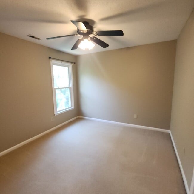 Building Photo - SPACIOUS 2-Story House with Basement in Ab...