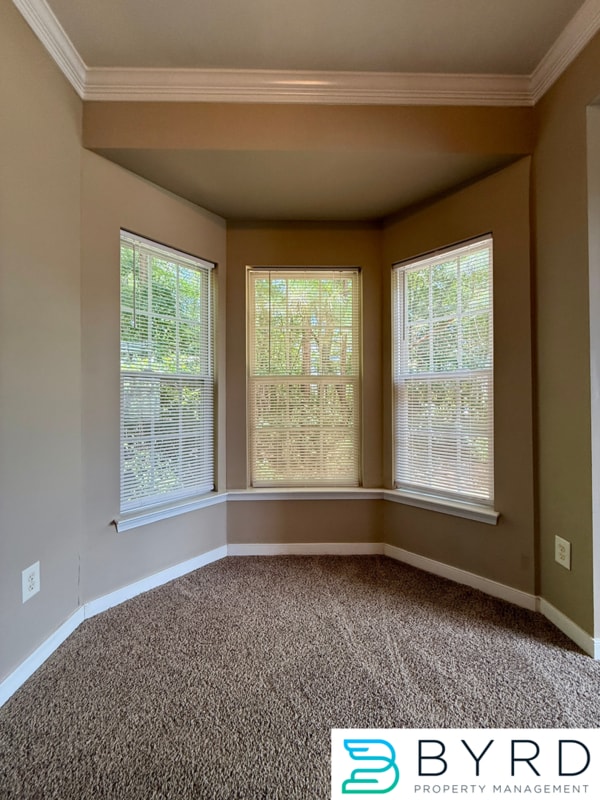 Building Photo - 1529 Olde Sage Ct