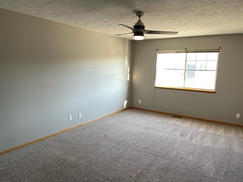 Building Photo - 6705 Milan Dr