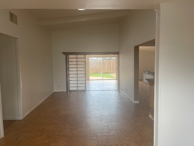 Building Photo - 19410 Blythe St