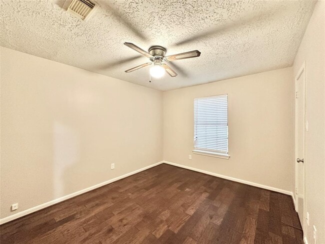 Building Photo - 11614 Easterling Dr