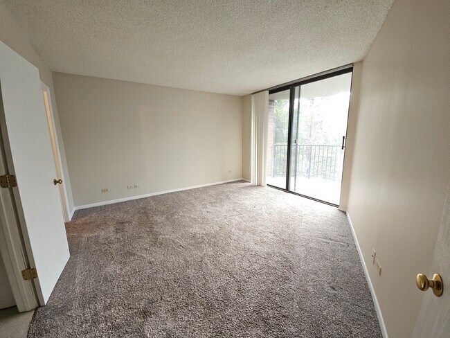 Building Photo - 511 Aurora Ave