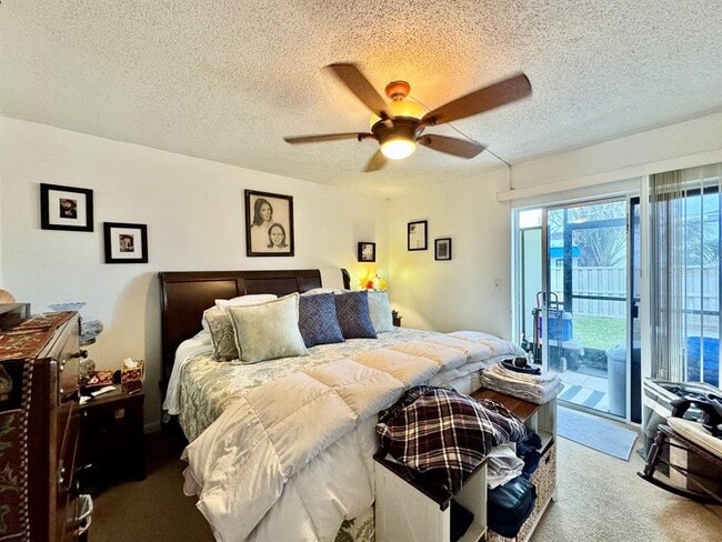 Building Photo - 2420 Winding Creek Blvd