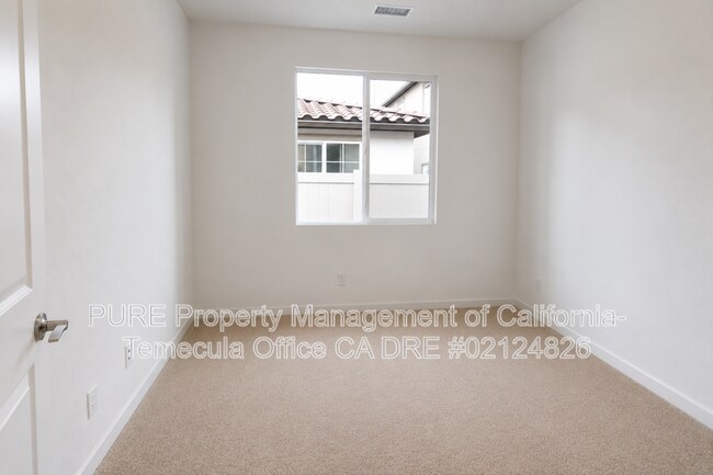 Building Photo - 45139 Via Vela