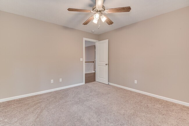 Building Photo - 171 Caroleton Dr