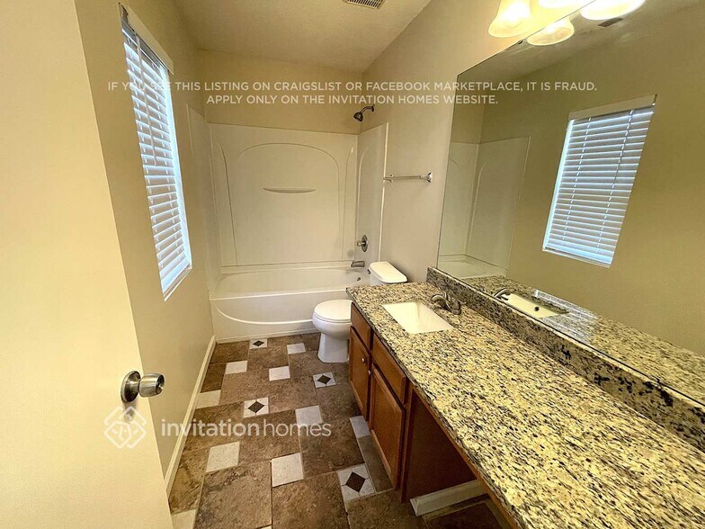 Building Photo - 547 Tribune Dr