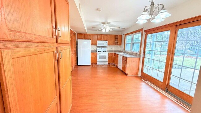 Building Photo - 503 Harbor Terrace