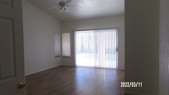 Building Photo - 252 Paseo Del Lago Cir