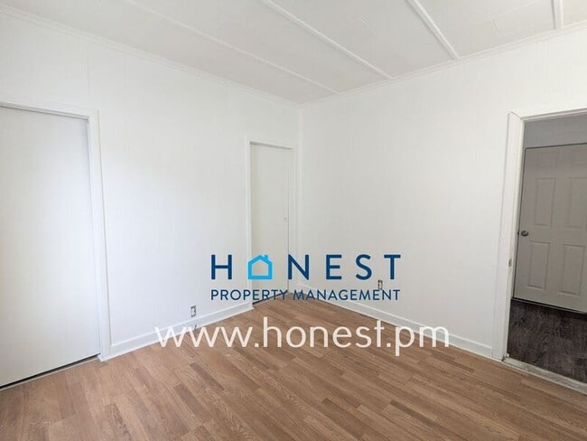 Building Photo - 1 Jefferson St