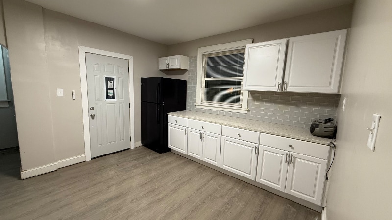 Building Photo - 78 E Barthman Ave