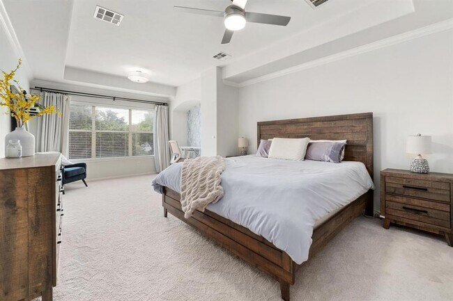 Building Photo - 5701 Sunset Ridge