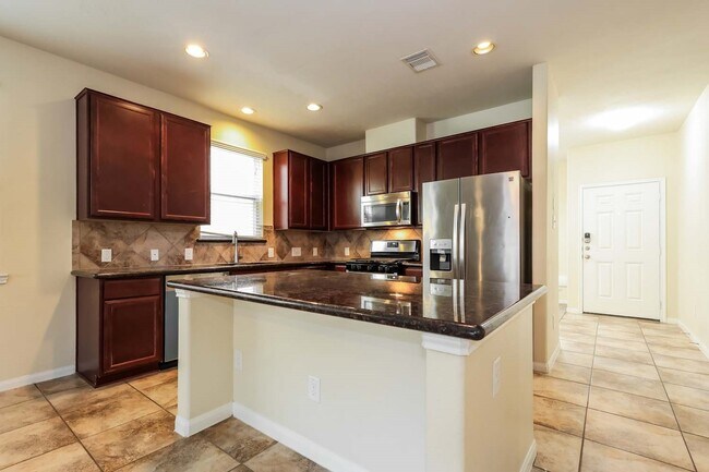 Building Photo - 30631 Gardenia Trace Dr