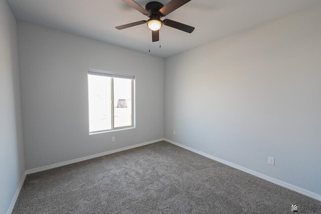 Building Photo - 13135 E 55th Ln