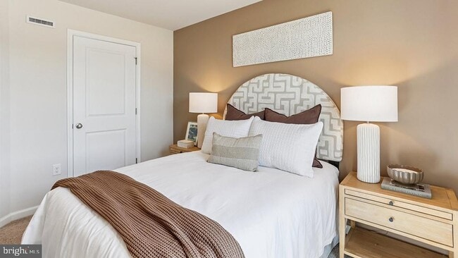 Building Photo - 198 Sandy Rdg Rd