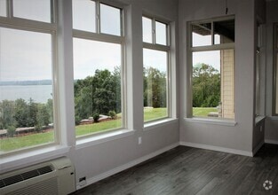 Building Photo - Luxury Lakeview 2 bedroom 2 bath Apartment...