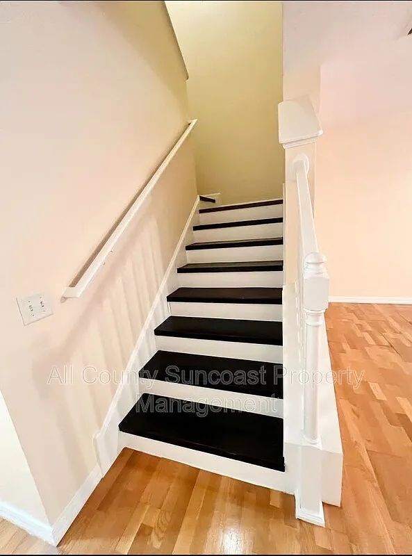 Building Photo - 3872 Mariner Dr