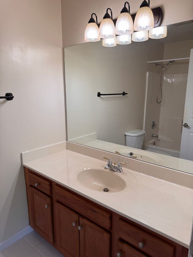 Building Photo - 3 Bedroom || 3.5 Bathroom - Lakefront Townhome