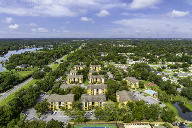 Huntington Reserve Apartments - Huntington Reserve