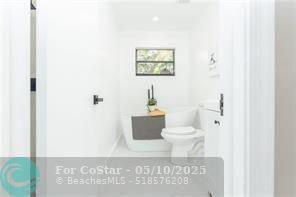 Building Photo - 4490 SW 105 Ave