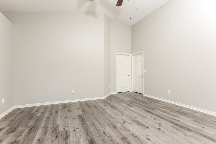 Building Photo - 4654 Park Eden Cir